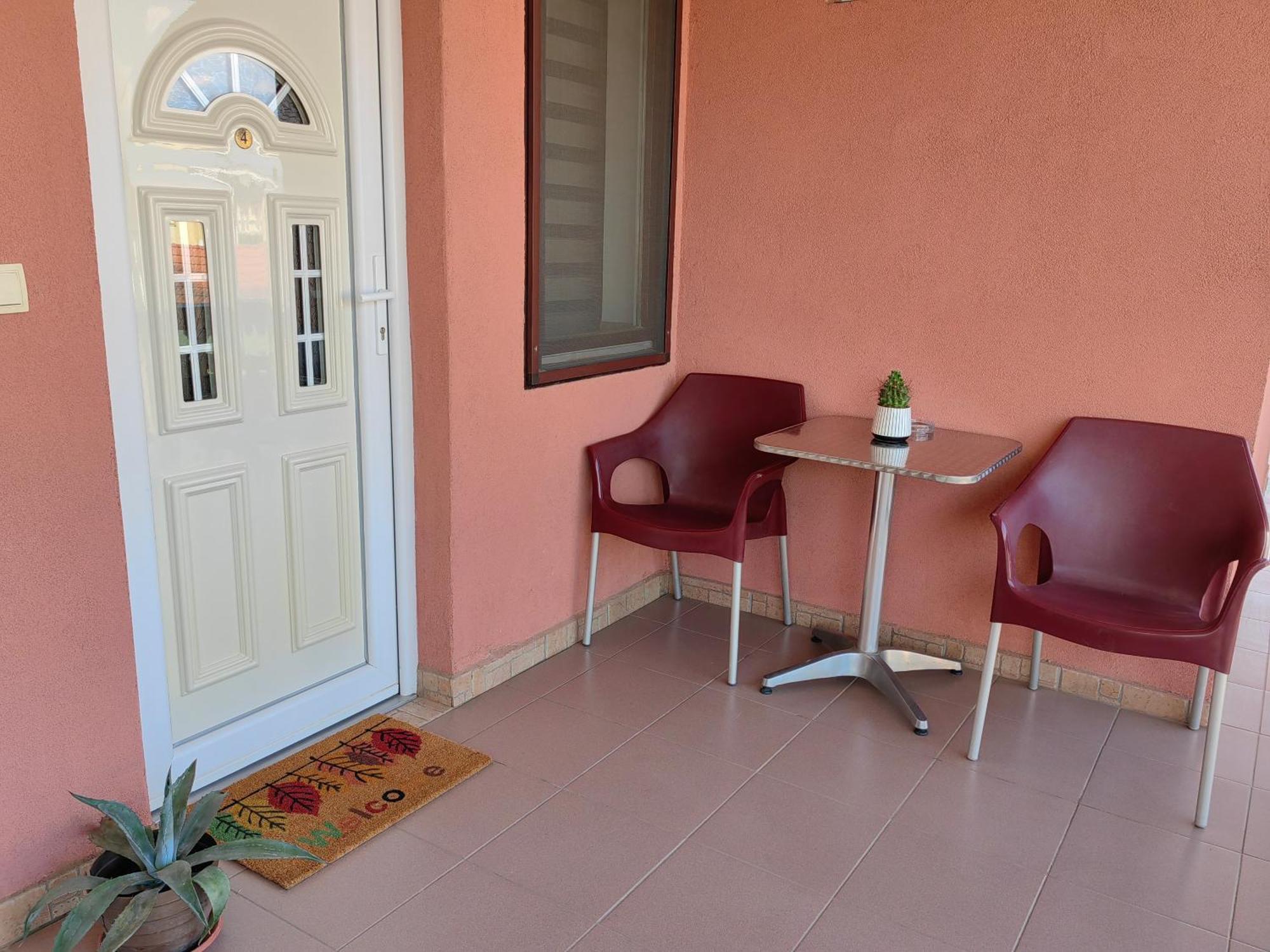 Orient Apartman Sremska Kamenica Екстериор снимка